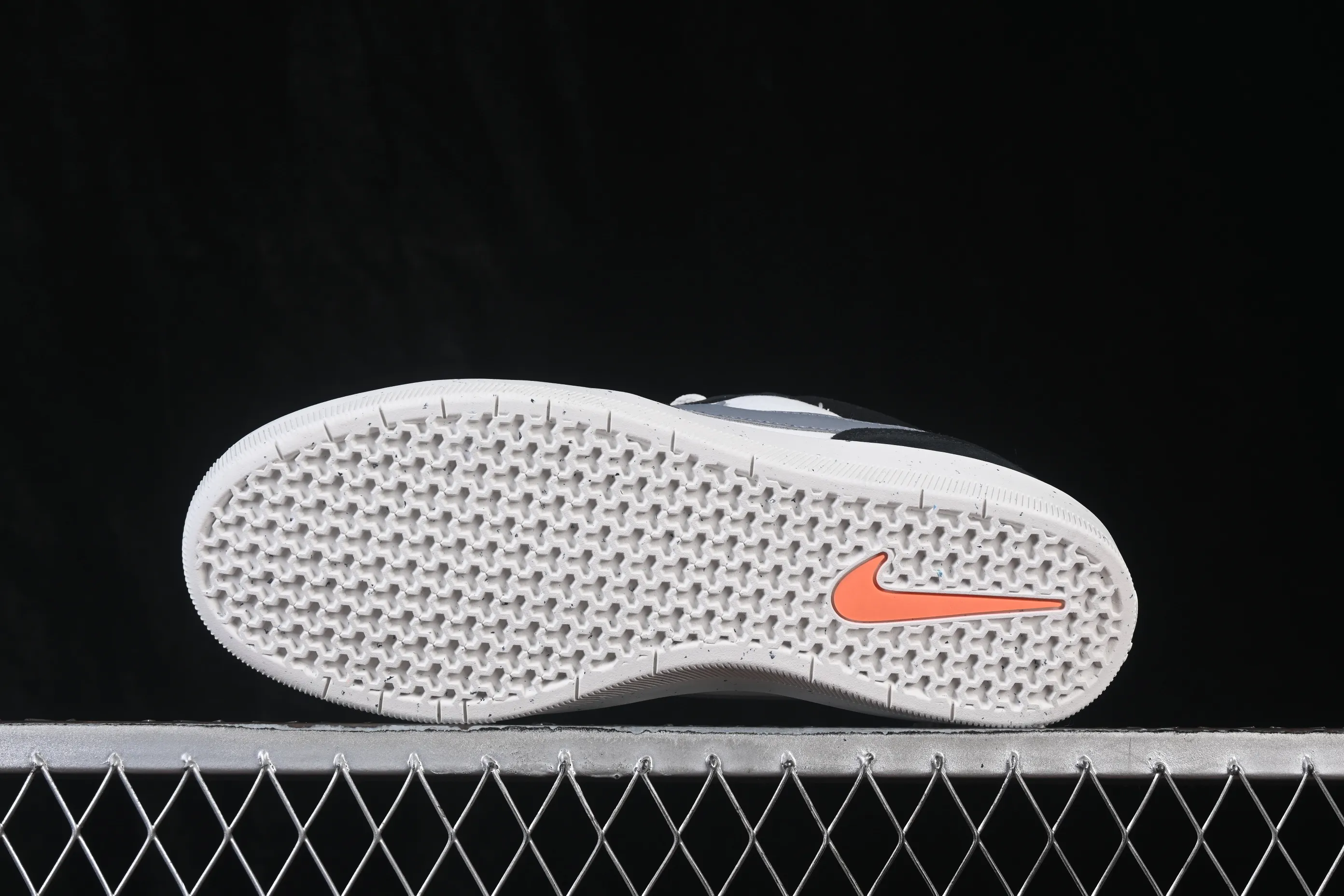 All categories Nk SB Dunk series Nk Force 58 simplified skateboard shoes J version Nike SB Force 58 Nike simplified retro skateboard shoes DV5477-012